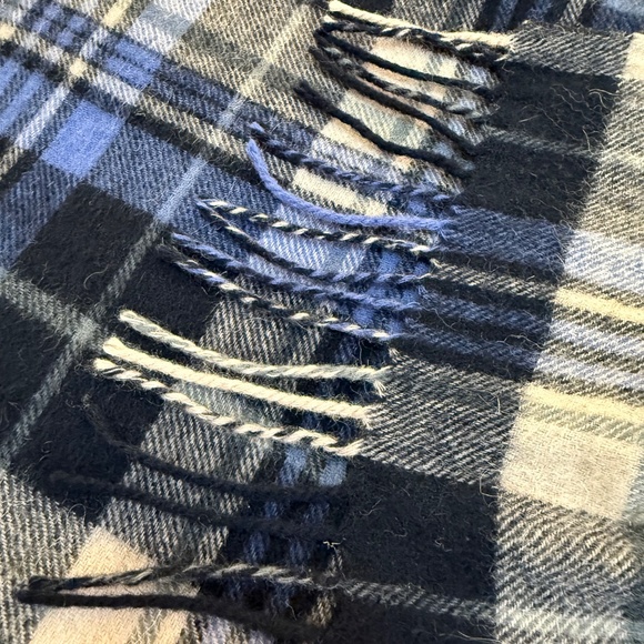 TT  100% Wool Blue & Grey Tartan Scarf 🇲🇳– Extra Long 75" - Picture 8 of 8